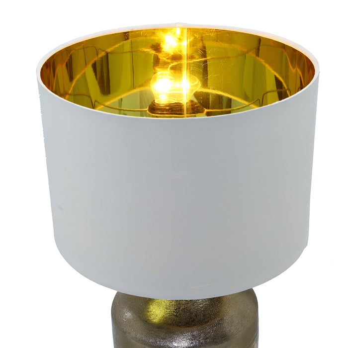 ACC243O  Lámpara Agra Oro de Aluminio Labrada a mano en India y Pantalla con Acabado Oro Interior.
