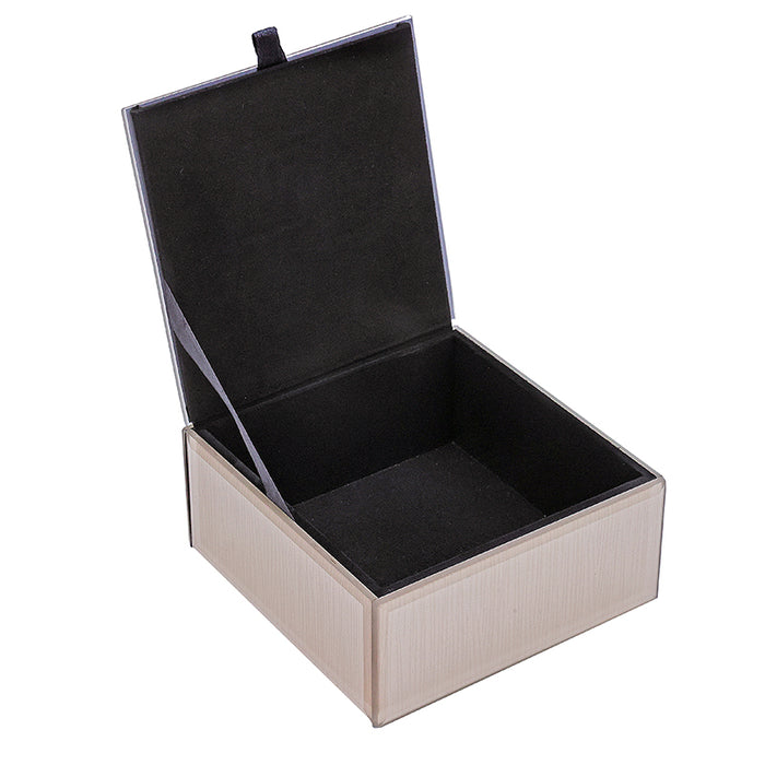 HM2450CH Caja Cuadrada Cortez Champaña 12cm(L)x 12cm(P)x 6cm(A)