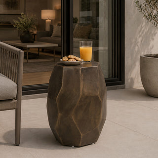 RE204BR Mesa Taburete Para Exterior Cincelada Bronce 32(D)X42(A) Cm.