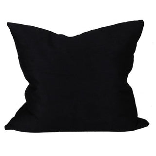 KC50GNE Cojín Negro Gamuza Sintética 50x50 cm . Relleno plumas